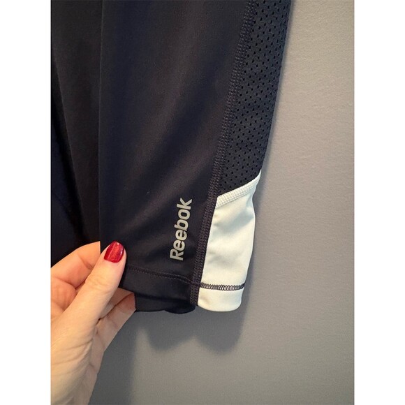 Reebok Men's Athletic Shorts Size L Navy Blue Mesh Side Panels - Picture 2 of 7